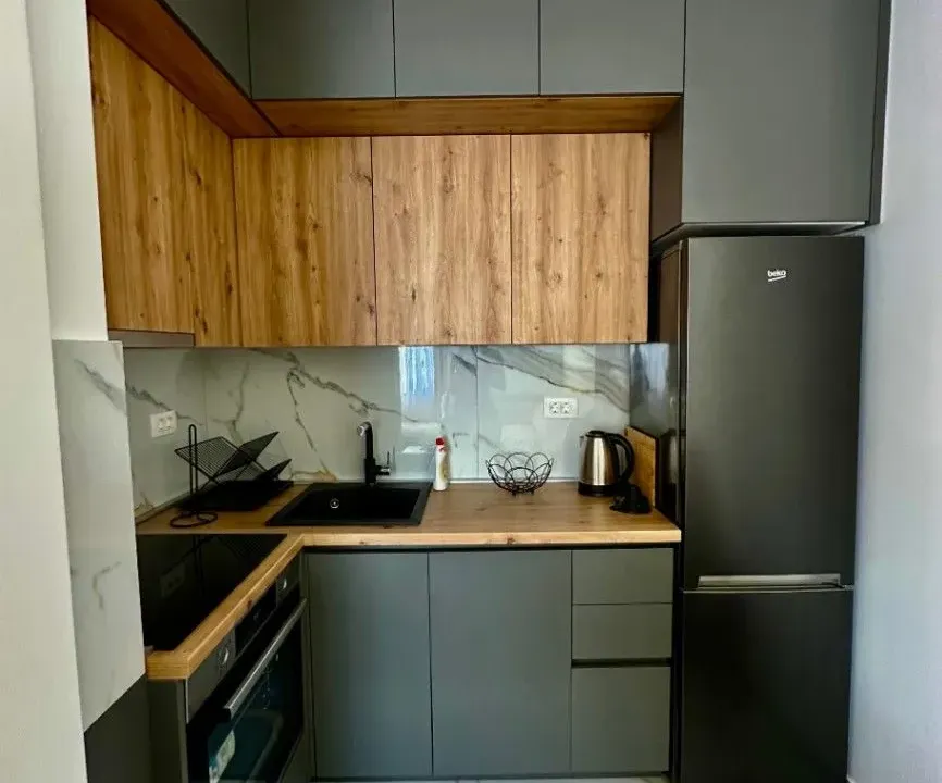 Izdavanje, jednosoban stan, 45m², City Kvart, Podgorica