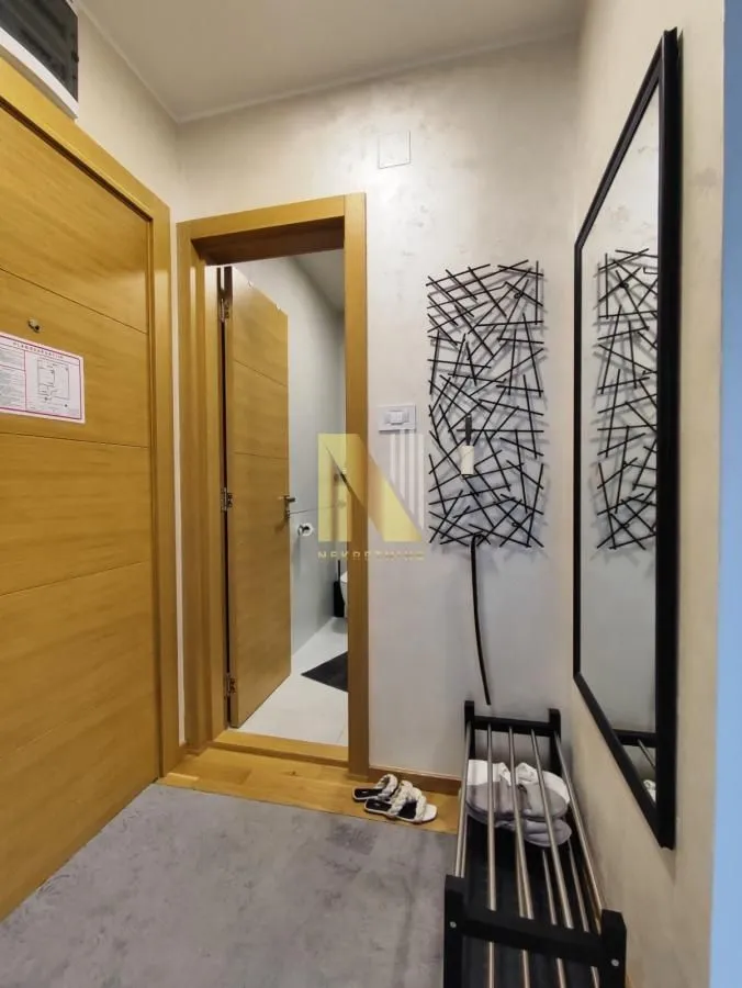 Izdavanje, jednosoban stan, 31m², Socijalno, Novi Sad Sve Podlokacije