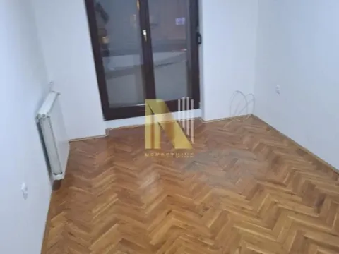 Rent, office space, 96m², Rotkvarija, Novi Sad Sve Podlokacije - image 2