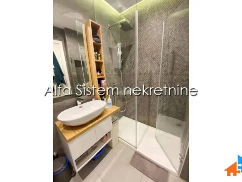 Rent, two bedroom apartment, 41m², Savski Venac, Beograd - image 19