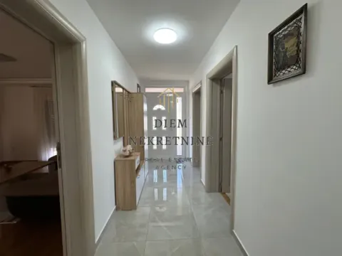 Izdavanje, trosoban stan, 120m², Donja Gorica, Podgorica - image 5