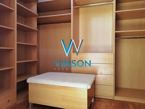 Izdavanje, kuća, 390m², Sremska Kamenica, Petrovaradin - image 11