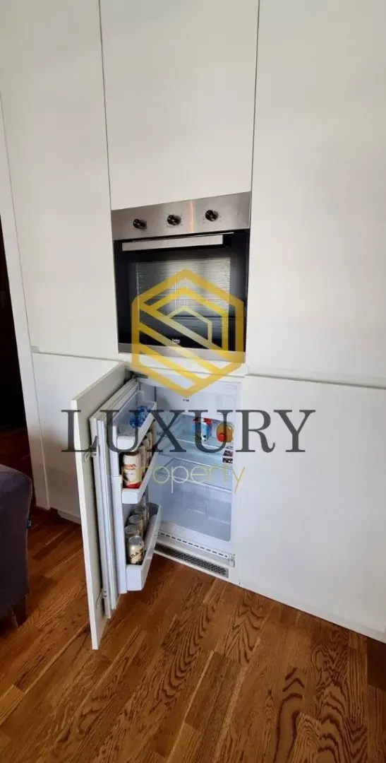 Rent, studio apartment, 33m², City Kvart, Podgorica