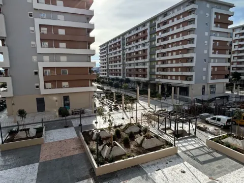 Izdavanje, jednosoban stan, 43m², Central Point, Podgorica - image 5