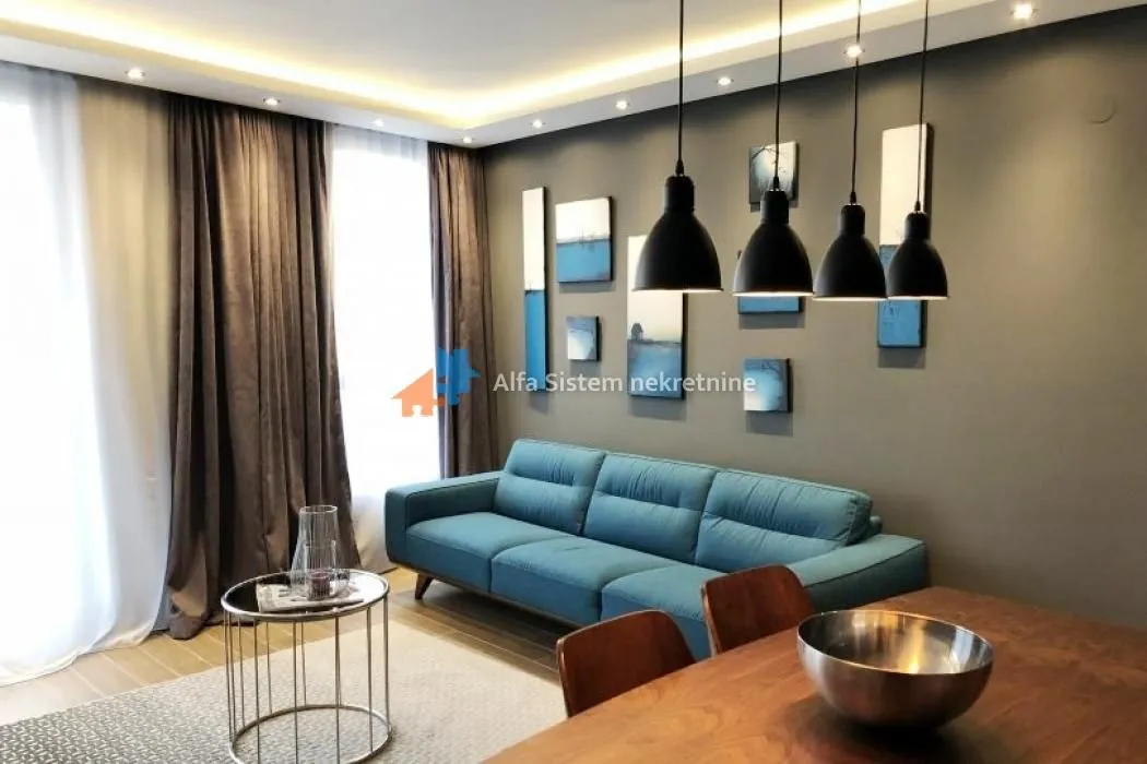 Rent, three bedroom apartment, 92m², Vračar Hram, Vračar Sve Podlokacije