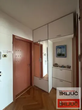 Prodaja, dvosoban stan, 42m², Novo naselje, Novi Sad - image 8