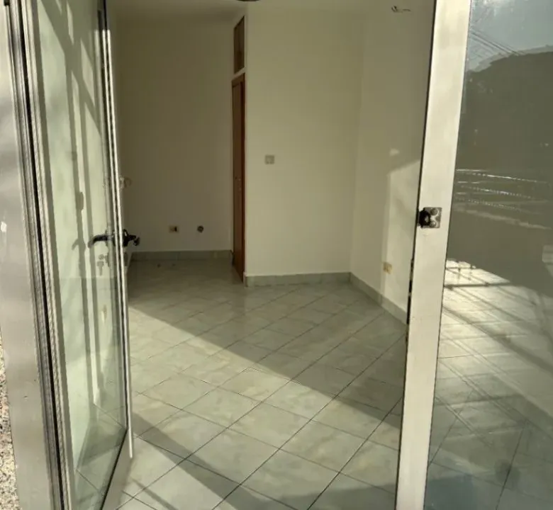 Izdavanje, poslovni prostor, 12m², Zabjelo, Podgorica