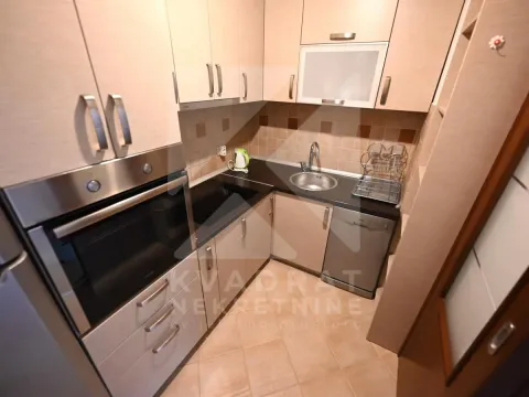 Izdavanje, jednosoban stan, 49m², 1 maj, Podgorica - image 5