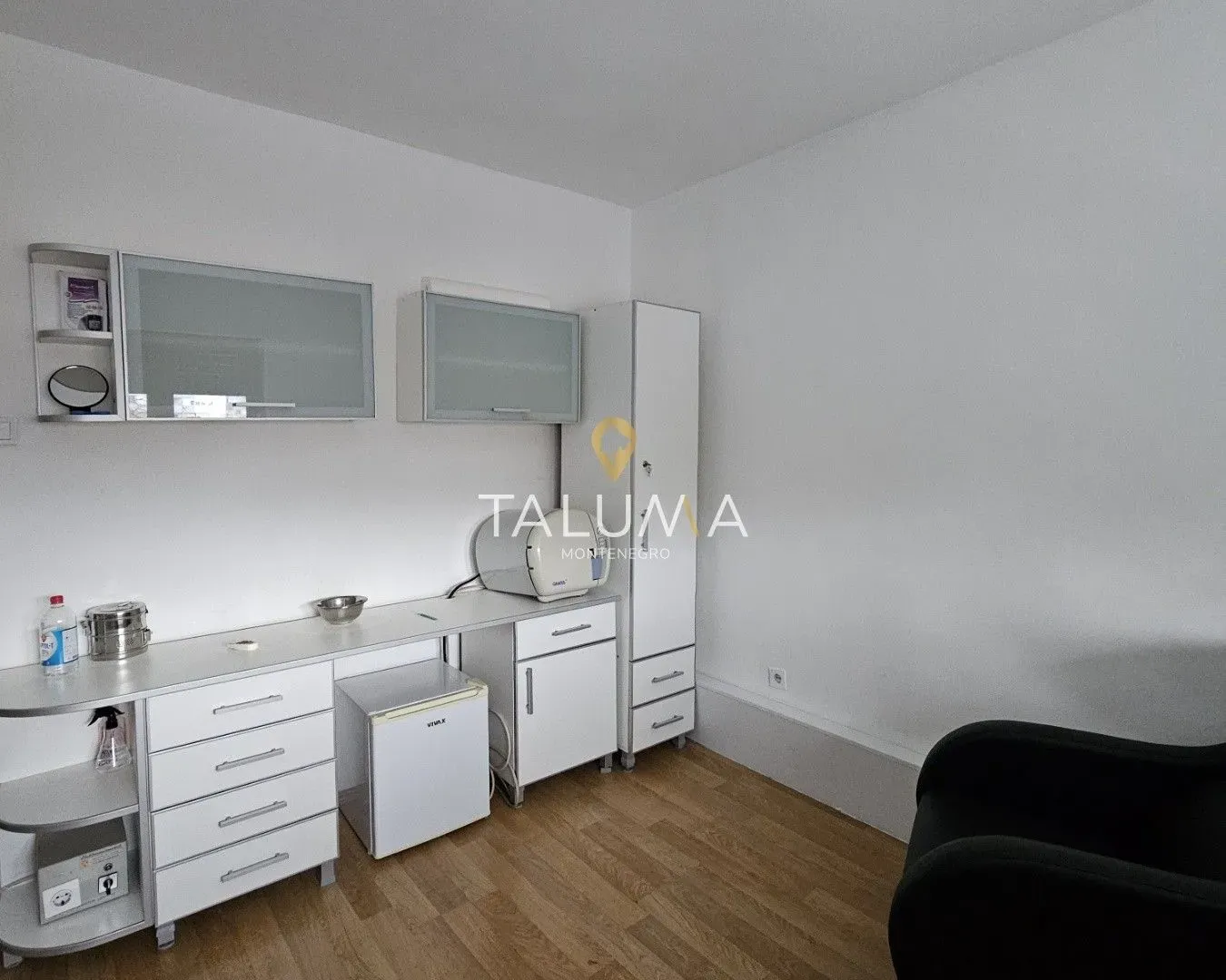Rent, office space, 95m², Preko Morače, Podgorica