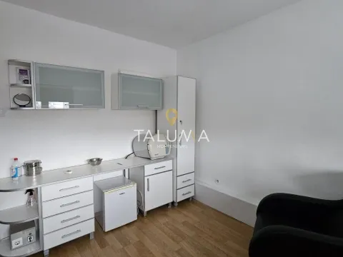 Izdavanje, poslovni prostor, 95m², Preko Morače, Podgorica - image 7