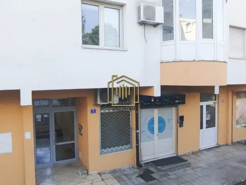 Rent, office space, 42m², Ljubović, Podgorica - image 6