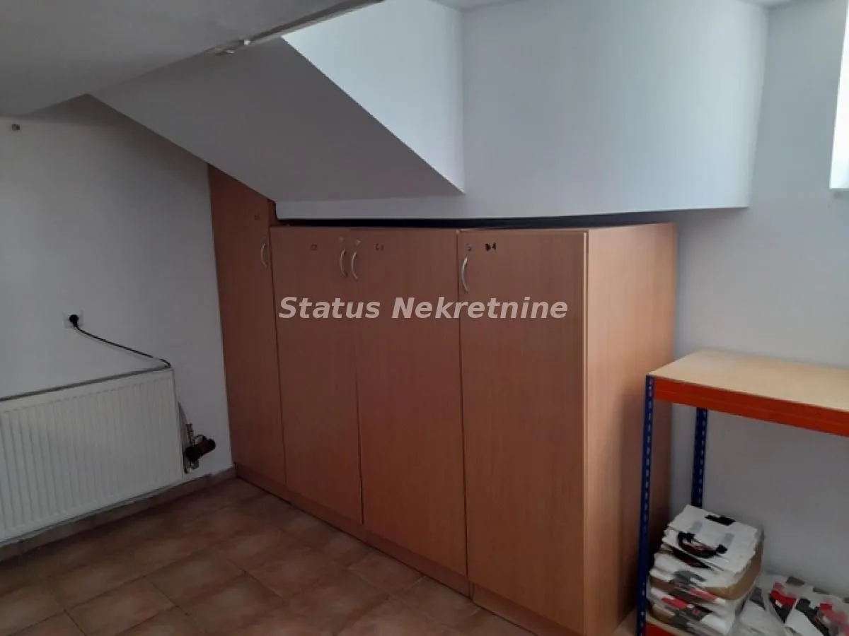 Rent, office space, 133m², Bulevar Evrope, Novi Sad Sve Podlokacije
