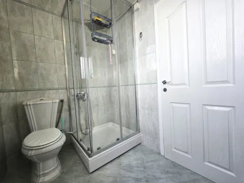 Rent, house, 390m², Zagorič, Podgorica - image 20