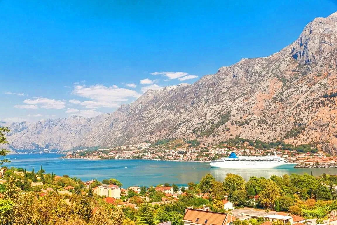 Prodaja, stan, 150m², Kotor, Crna Gora