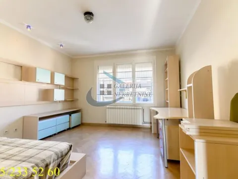 Sale, three bedroom apartment, 72m², Zeleni Venac, Beograd