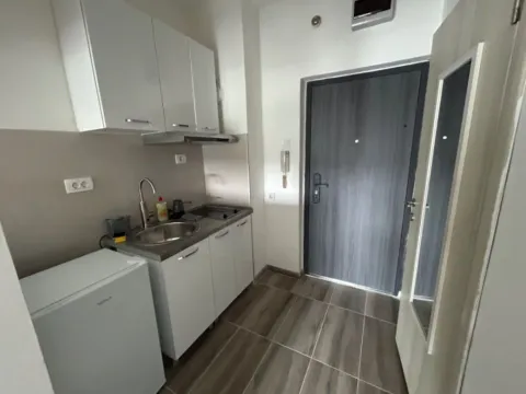 Izdavanje, garsonjera, 30m², Pobrežje, Podgorica - image 9