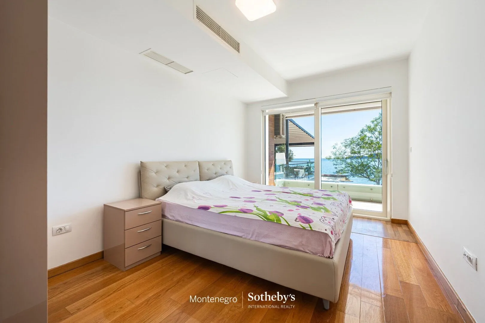 Sale, one bedroom apartment, 85m², Rafailovići, Budva