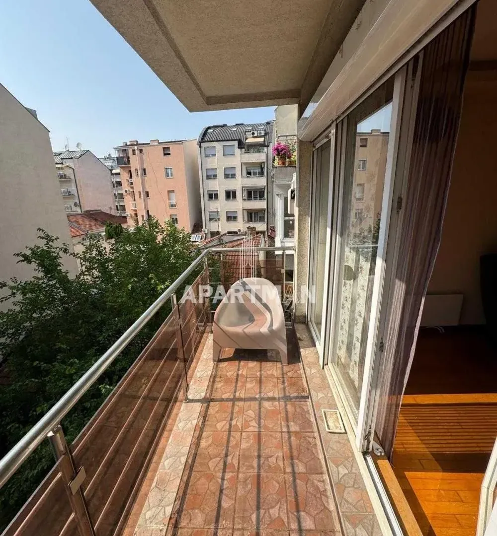Rent, three bedroom apartment, 113m², Vračar Hram, Vračar Sve Podlokacije