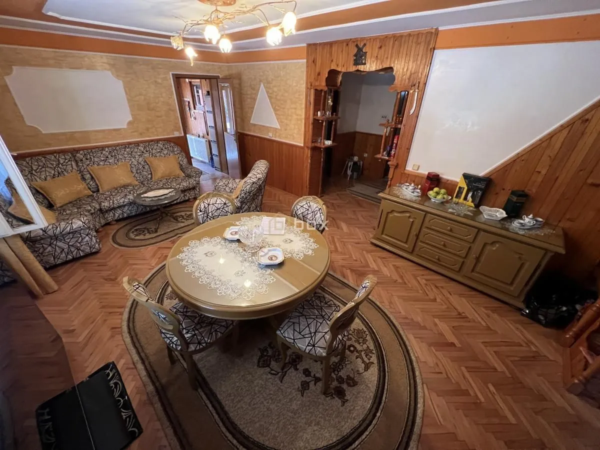 Sale, house, 168m², Crveni Krst, Niš