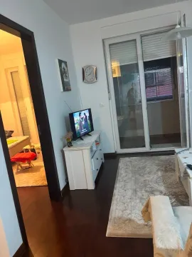 Prodaja, jednosoban stan, 48m², Centar, Bar - image 1
