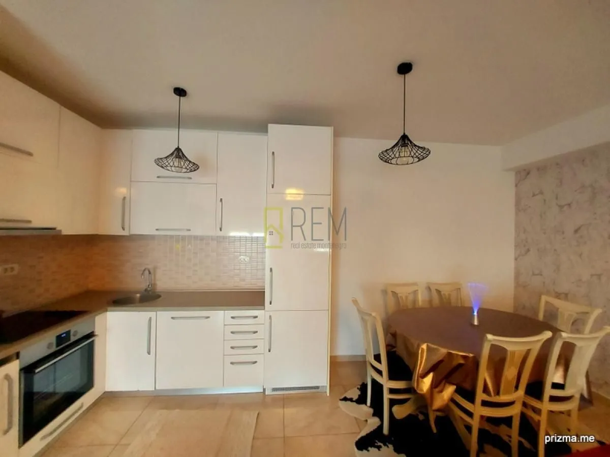 Prodaja, dvosoban stan, 65m², Ljubović, Podgorica
