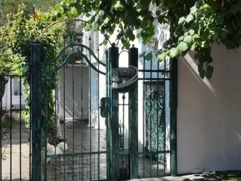 Prodaja, kuća, 200m², Lekino Brdo, Voždovac Sve Podlokacije - image 8