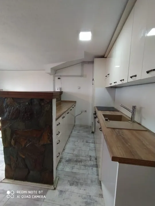 Izdavanje, trosoban stan, 60m², Medijana, Niš