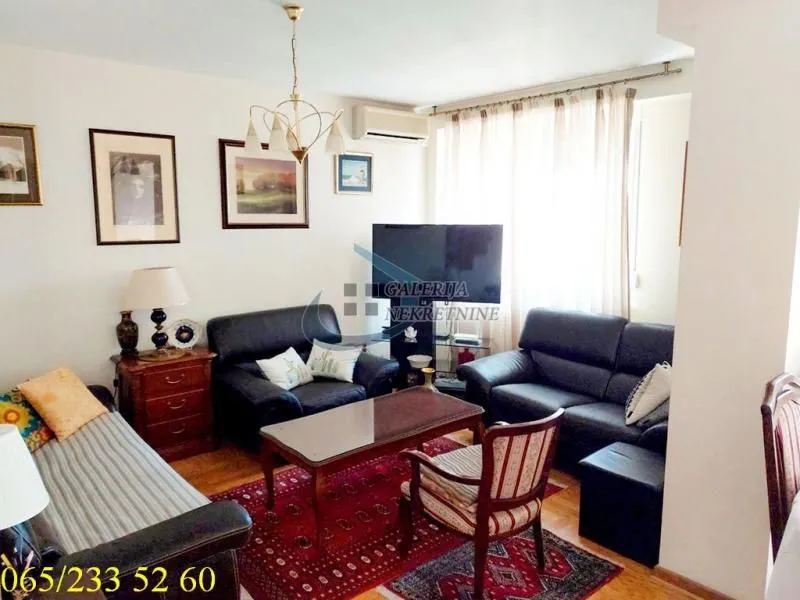 Izdavanje, četvorosoban stan, 109m², Čukarica, Beograd