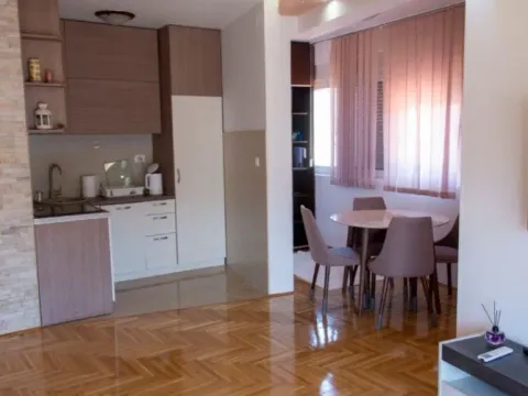 Izdavanje, jednosoban stan, 45m², Zabjelo, Podgorica - image 12