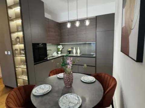 Izdavanje, jednosoban stan, 65m², Soho City, Bar - image 3