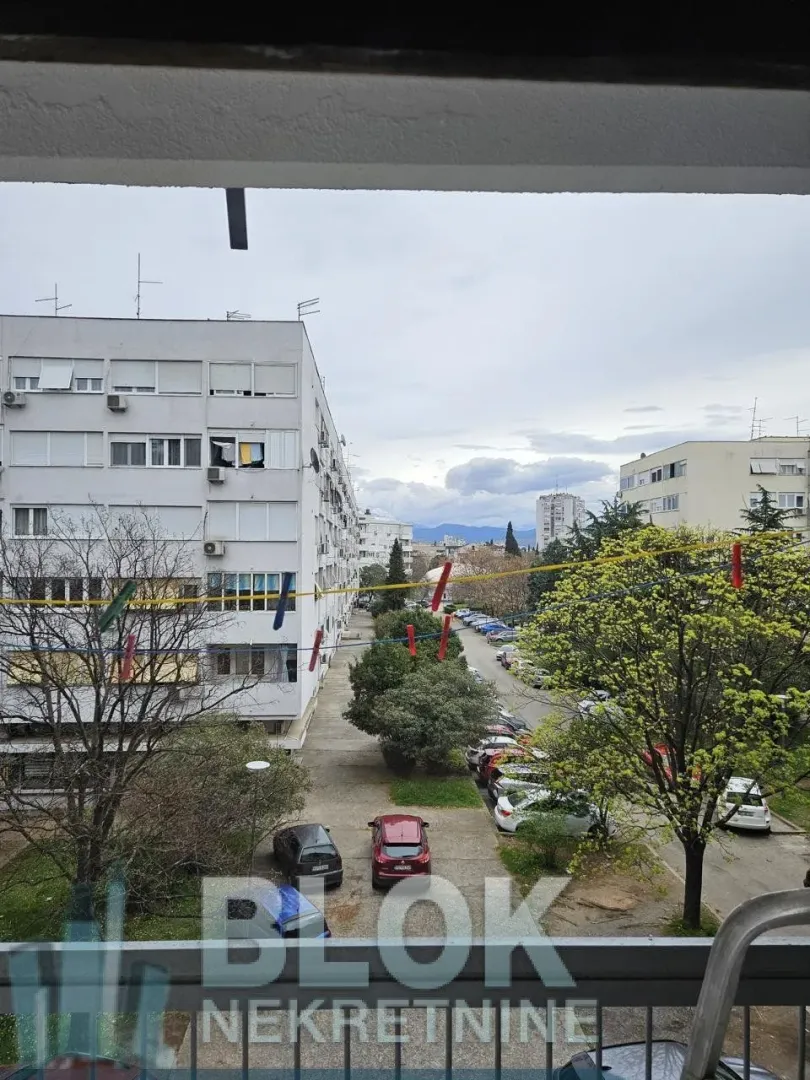 Izdavanje, jednosoban stan, 45m², Preko Morače, Podgorica