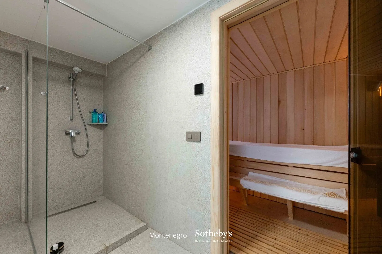Prodaja, kuća, 261m², Rijeka Reževići, Budva