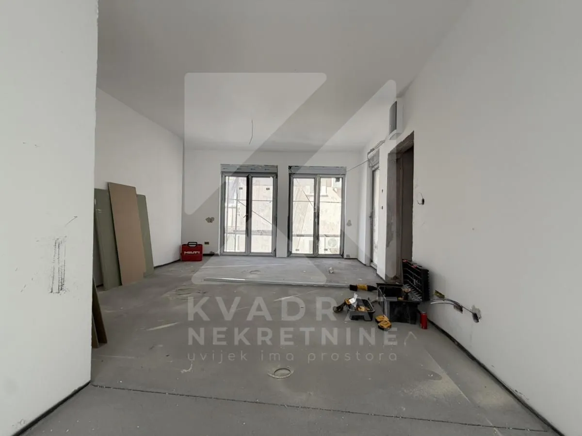 Prodaja, jednosoban stan, 49m², Vezirov Most, Podgorica