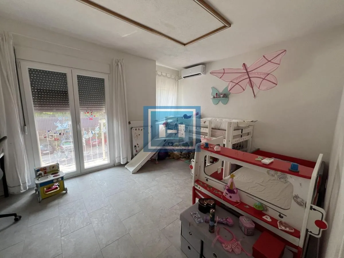 Prodaja, stan, 170m², Sarina Medja, Jagodina
