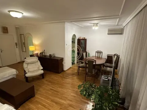 Rent, four bedroom apartment, 100m², Savski Venac, Beograd - image 3