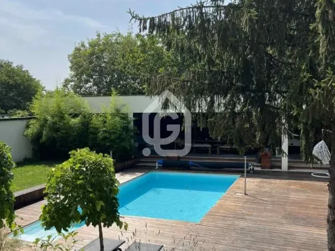 Sale, house, 205m², Jajinci, Voždovac Sve Podlokacije - image 13