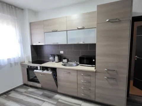 Sale, two bedroom apartment, 67m², Bečići, Budva - image 7