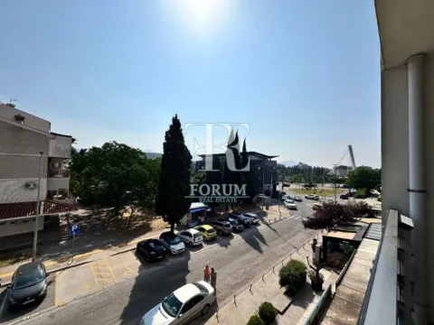 Izdavanje, jednosoban stan, 50m², Preko Morače, Podgorica - image 13