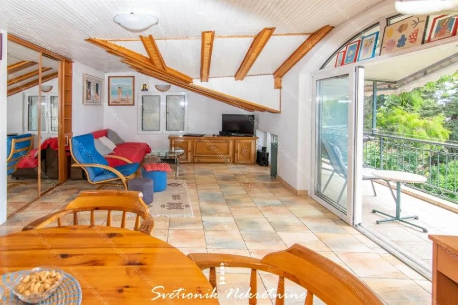 Prodaja, petosoban stan, 240m², Savina, Herceg Novi