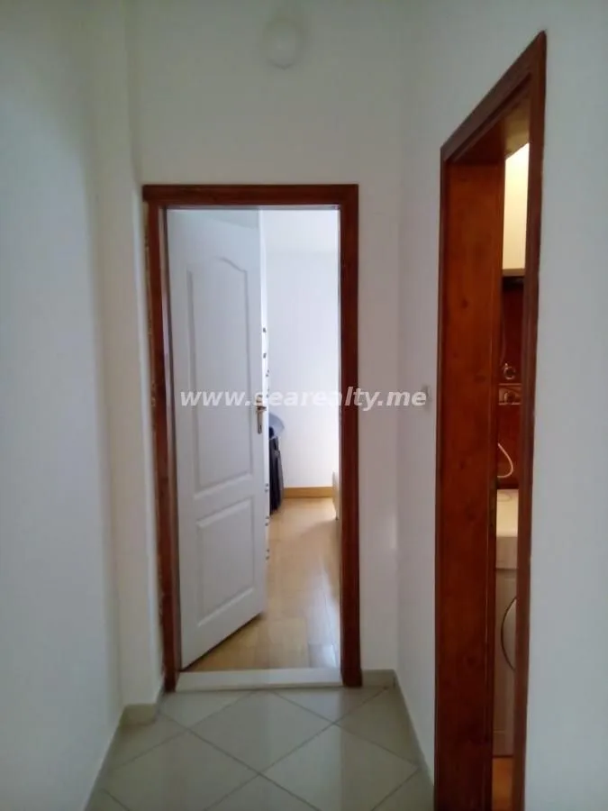 Rent, studio apartment, 52m², Budva, Crna Gora