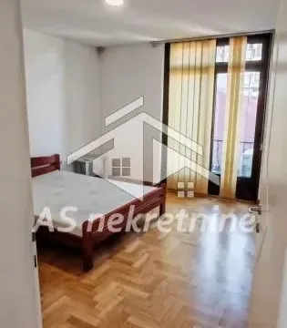 Izdavanje, kuća, 500m², Profesorska Kolonija, Palilula Sve Podlokacije - image 13