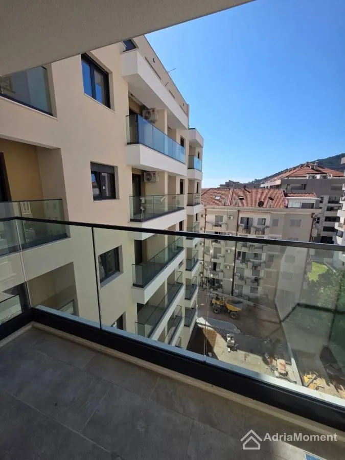 Prodaja, jednosoban stan, 44m², Rozino, Budva