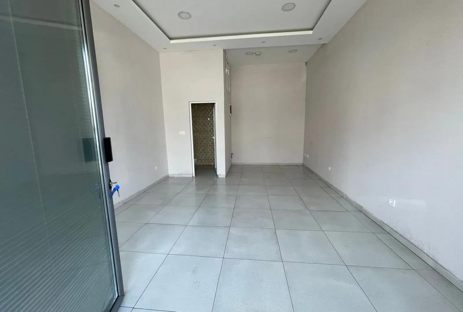 Rent, office space, 30m², Stari Aerodrom, Podgorica