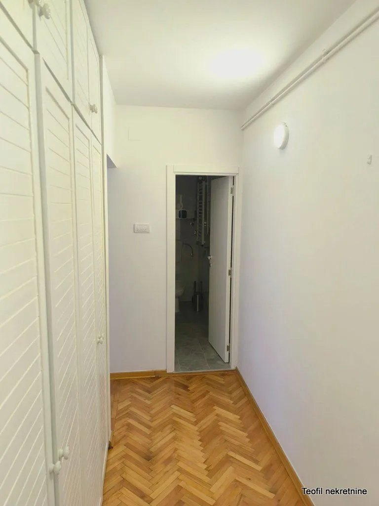Rent, two bedroom apartment, 38m², Stari Grad, Beograd