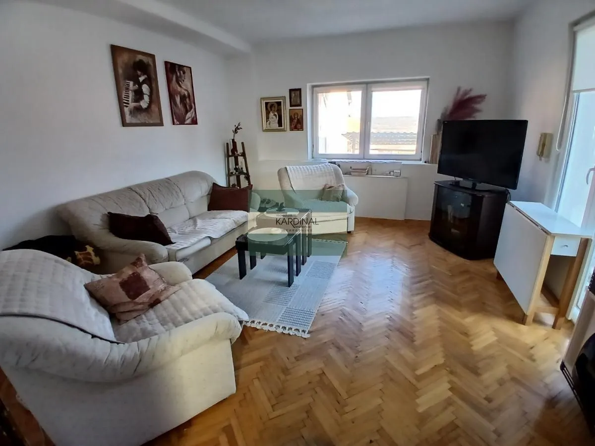 Prodaja, kuća, 240m², Jabučar, Kragujevac