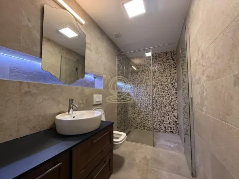 Rent, three bedroom apartment, 57m², Vračar Sve Podlokacije, Beograd - image 9