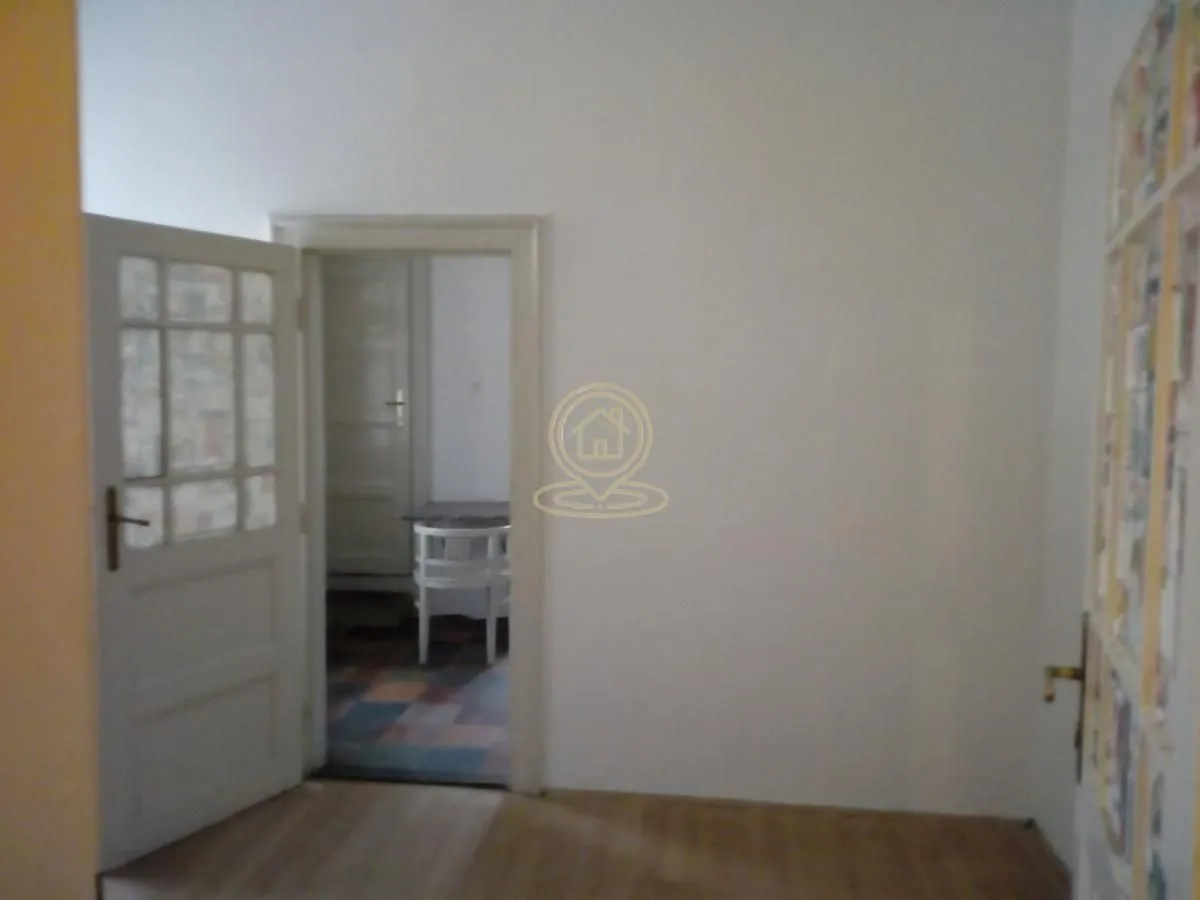 Izdavanje, trosoban stan, 93m², Stari grad, Novi Sad