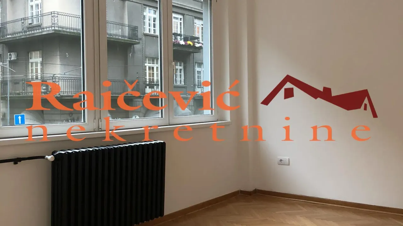 Prodaja, stan, 116m², Centar, Stara Pazova