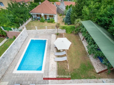 Prodaja, kuća, 350m², Stoliv, Kotor - image 31