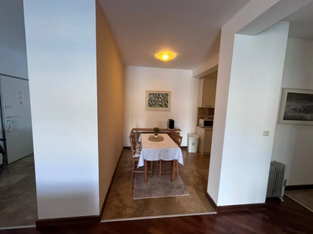 Izdavanje, dvosoban stan, 108m², Rafailovići, Budva